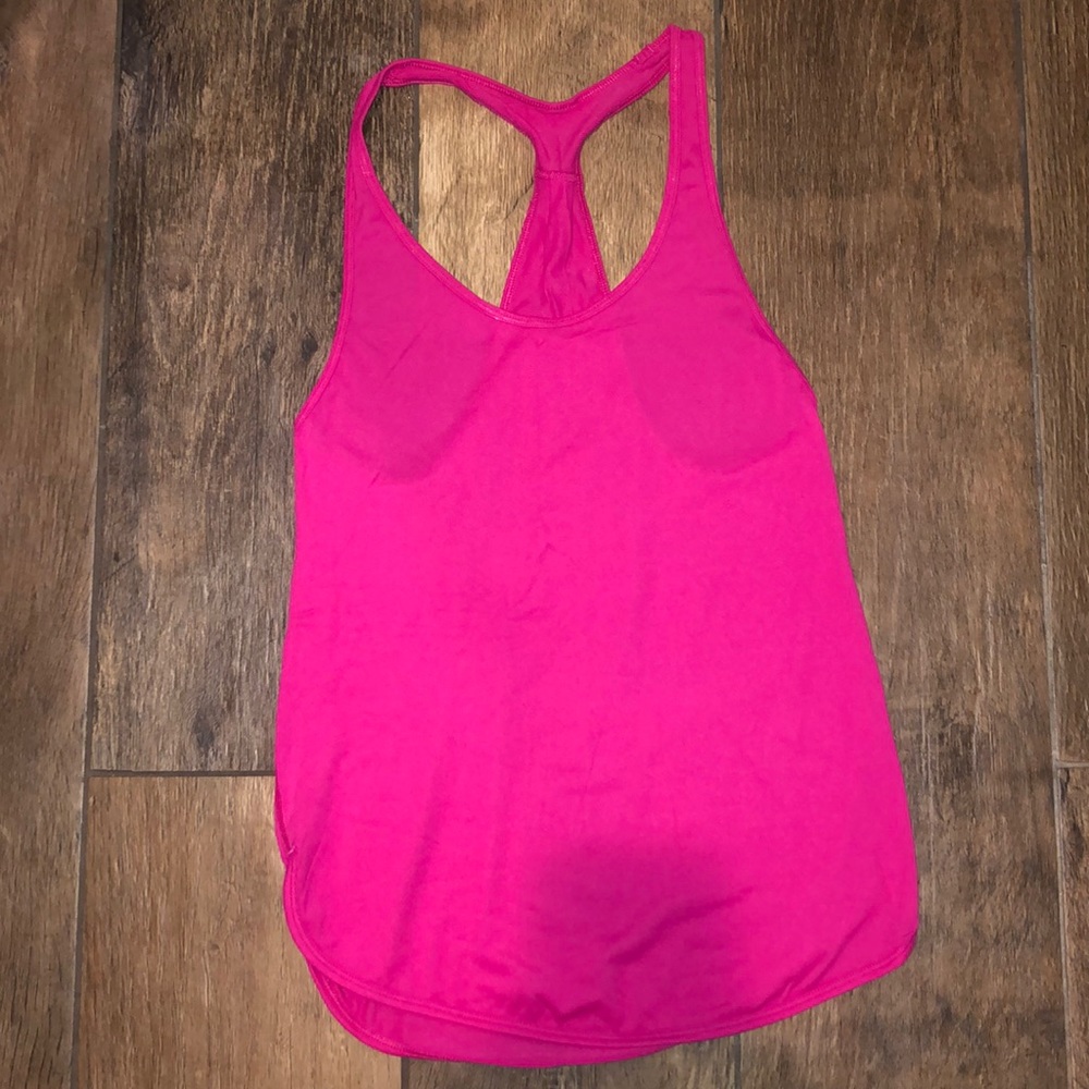 Lululemon essentials tank